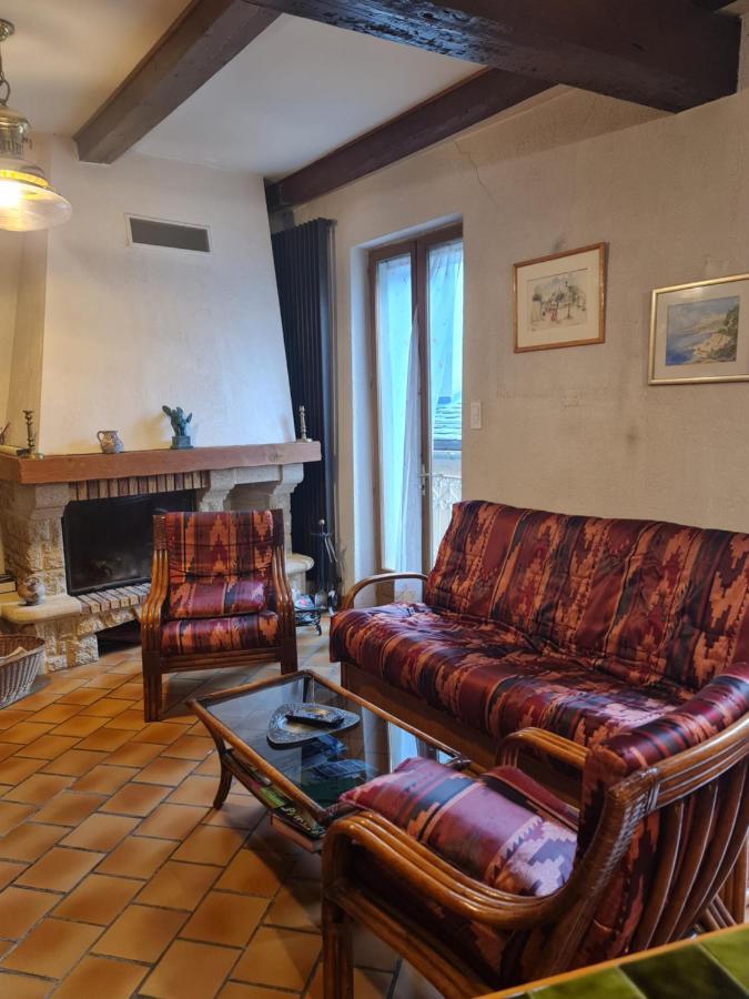 Maison De Village La Brigue Esterno foto